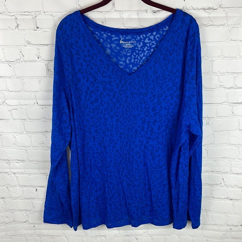 Lane Bryant Blue Animal Print Sheet Top Size 22/24